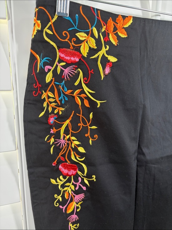 Beige Apparel Brand Dresses & Skirts - Vibrant Floral Embroidered Cotton Pencil Skirt (6)